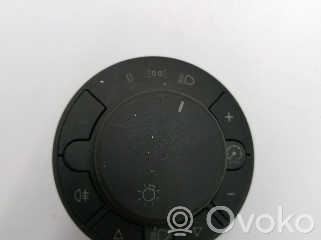 Opel Corsa D Light switch 