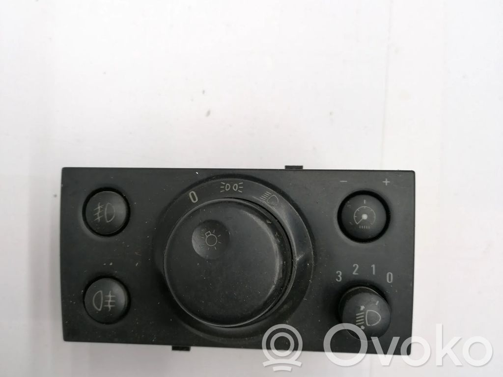 Opel Vectra C Light switch 