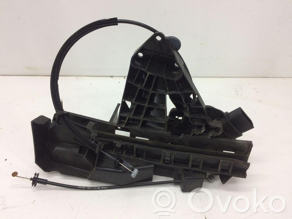 Ford Focus Front door lock 