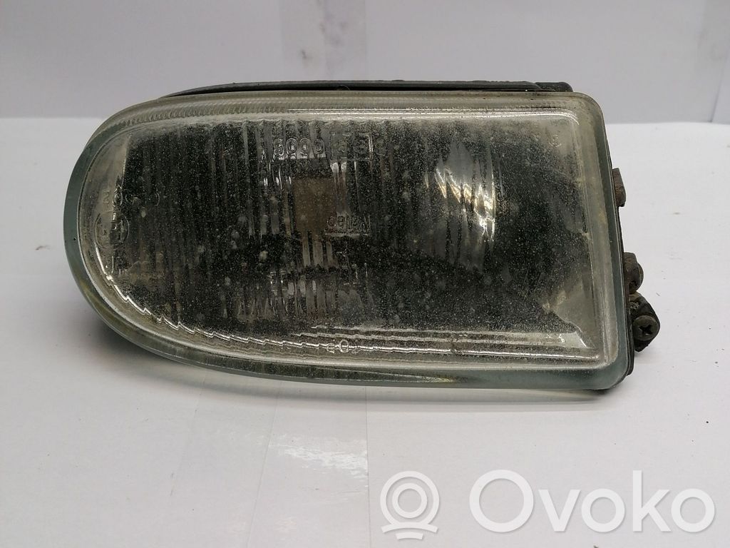 Renault Laguna I Miglas lukturis priekšā 