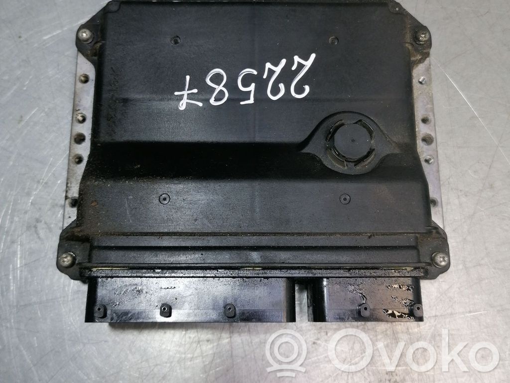Toyota Auris 150 Engine control unit/module 