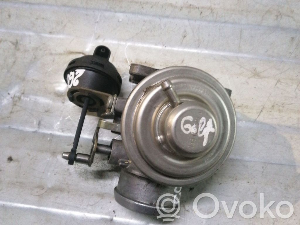 Volkswagen Golf IV Droseļvārsts 