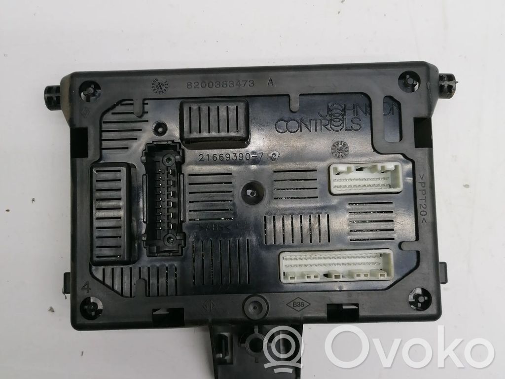 Renault Clio III Comfort/convenience module 