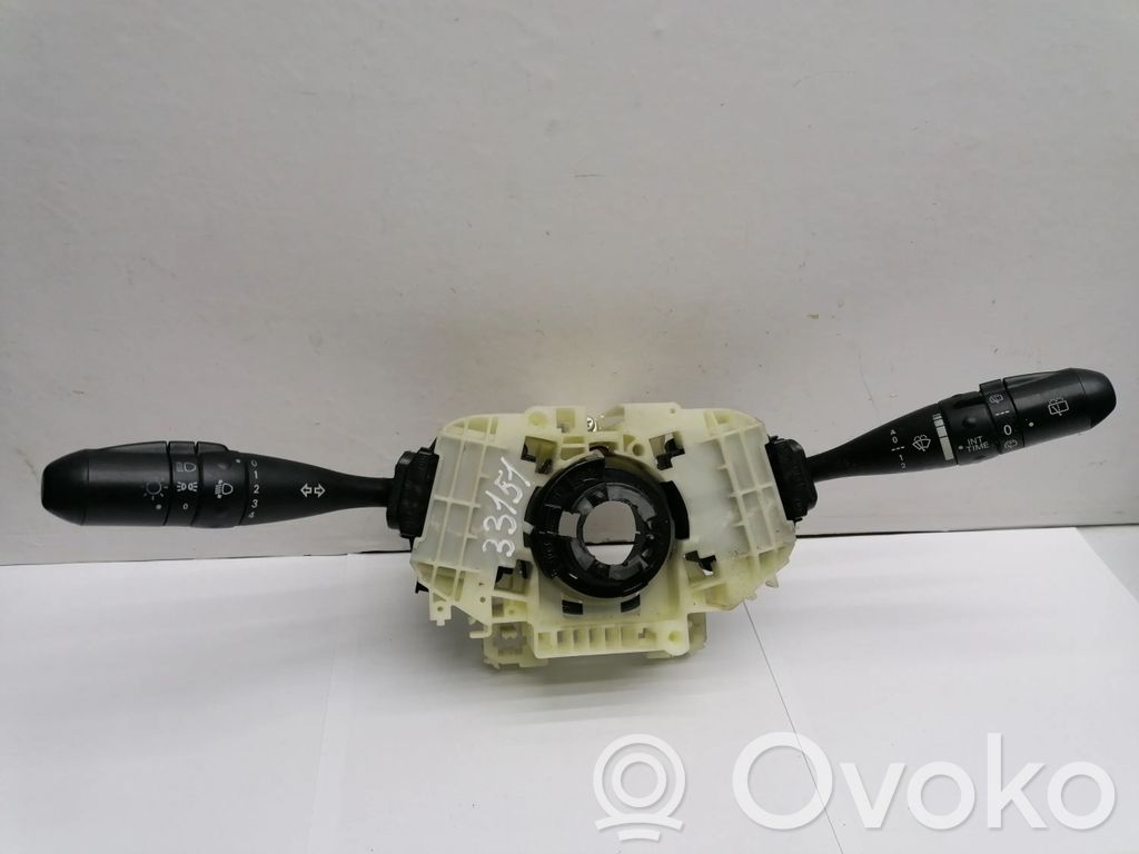 Mitsubishi Colt Wiper turn signal indicator stalk/switch 