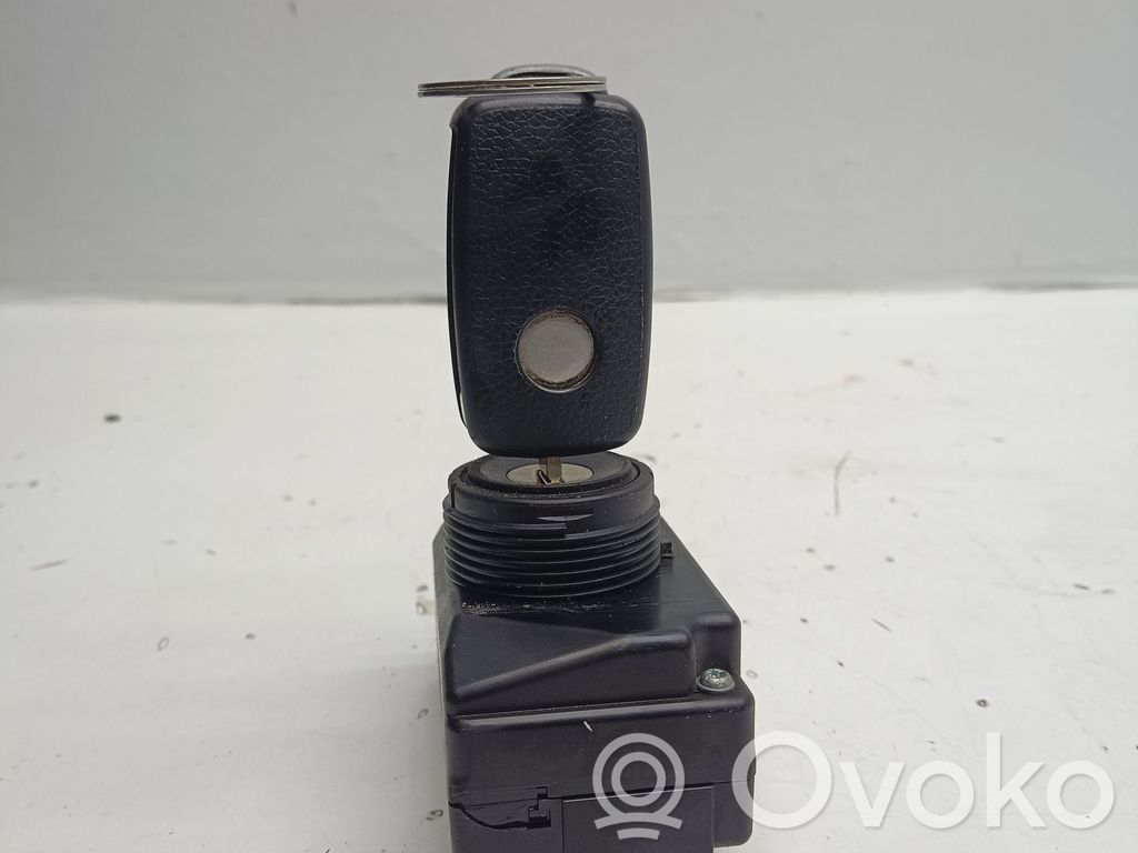 Volkswagen Touareg I Ignition lock 