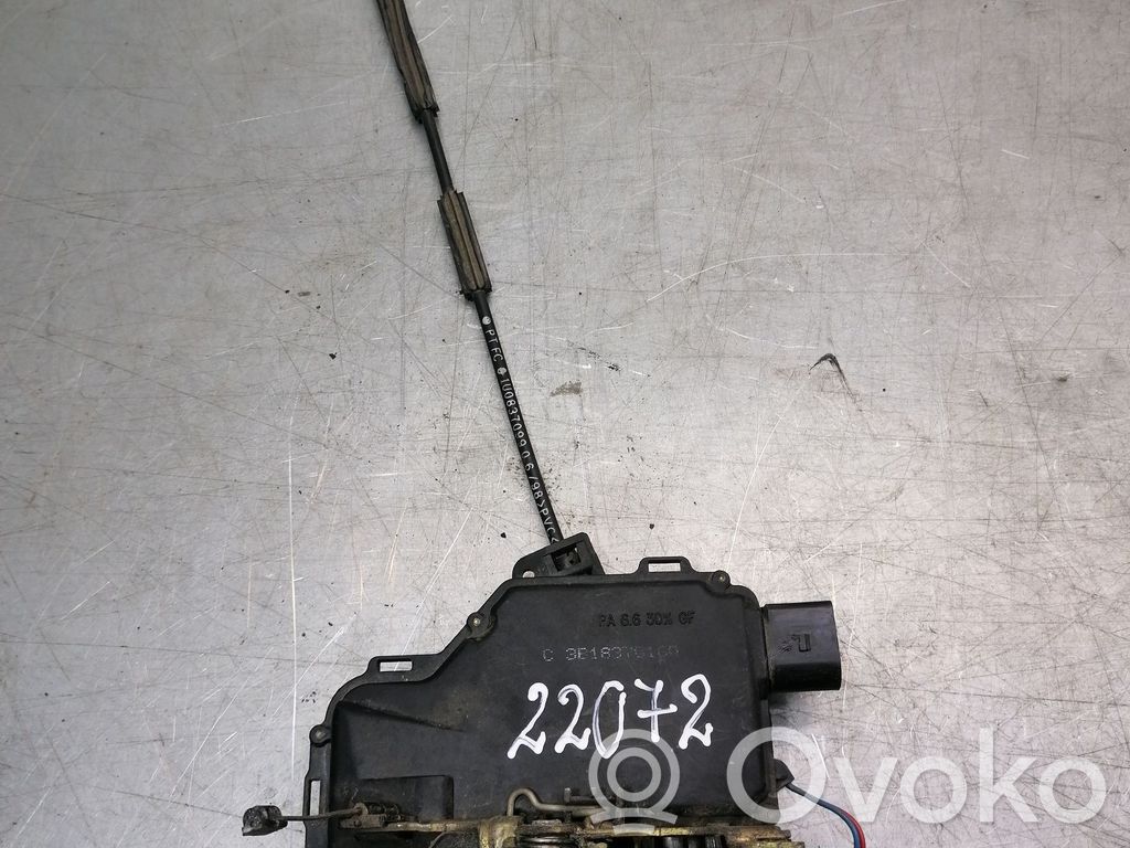 Skoda Octavia Mk1 (1U) Front door lock 