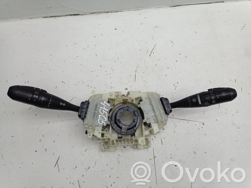 Mitsubishi Colt Wiper turn signal indicator stalk/switch 