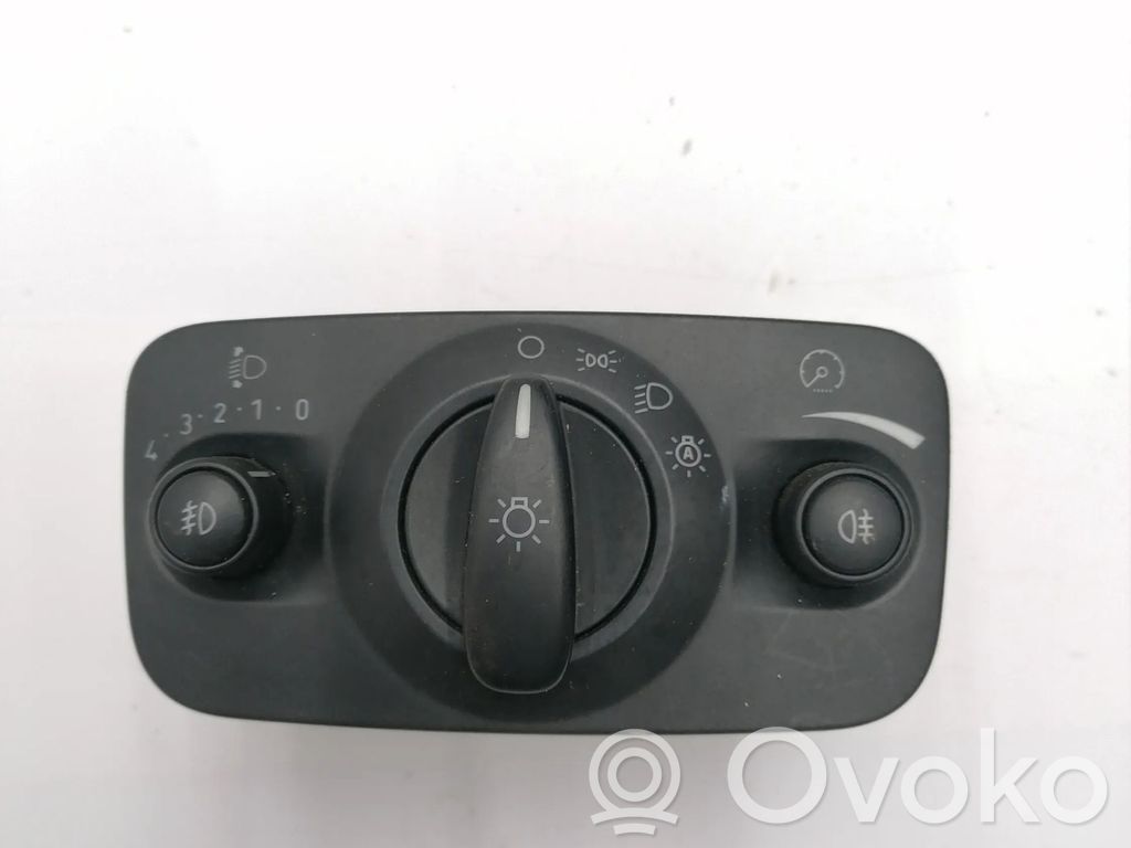 Light switch   6G9T13A024CD