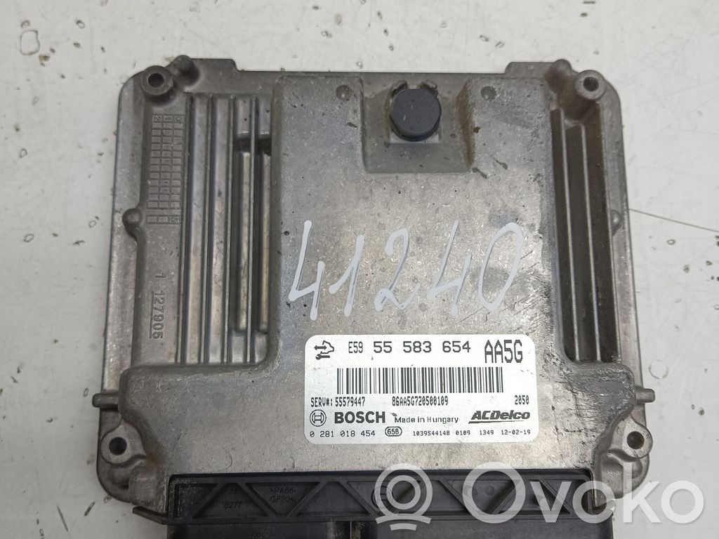 Opel Astra J Engine control unit/module 