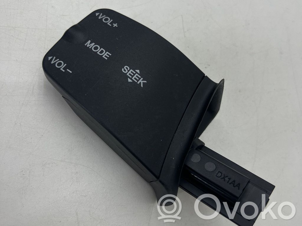 Ford Focus Multifunctional control switch/knob 