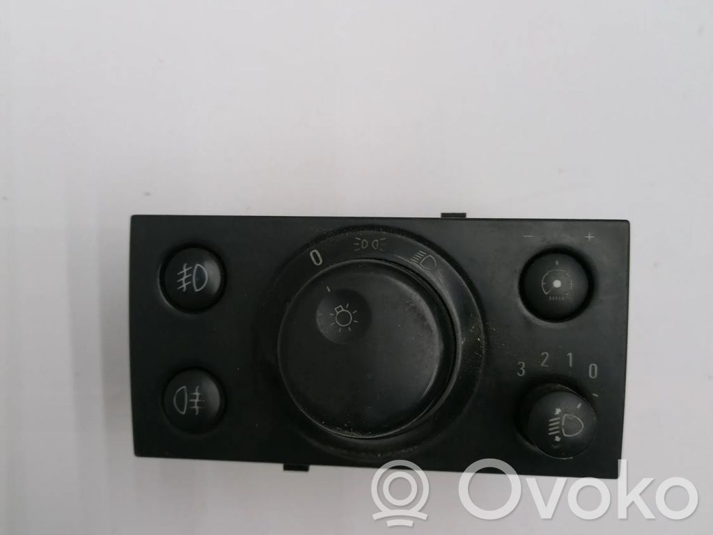 Opel Vectra C Light switch 