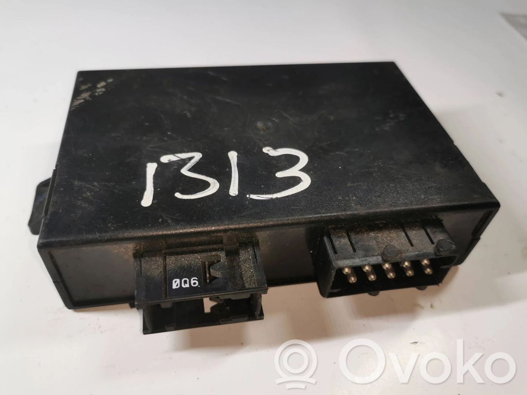 BMW 5 E34 Komforta modulis 