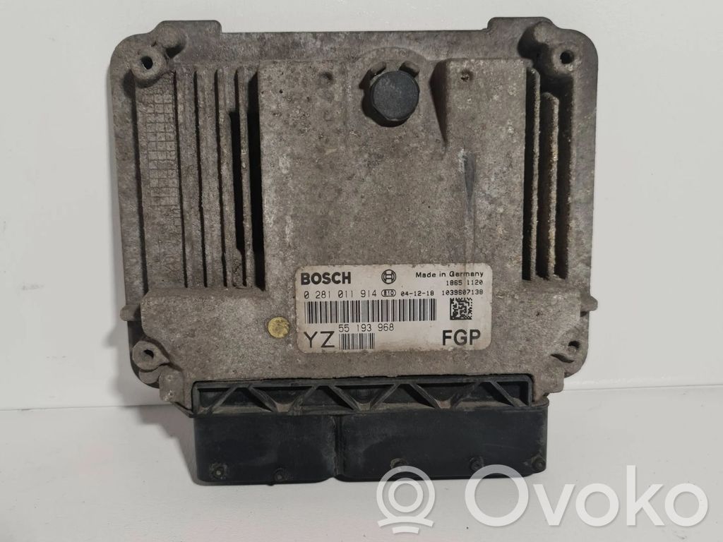 Opel Vectra C Engine control unit/module 