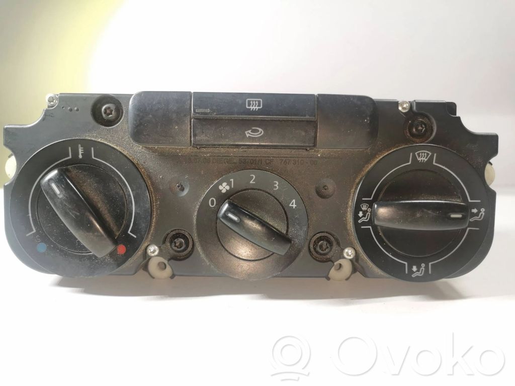 Panel klimatyzacji   74731000