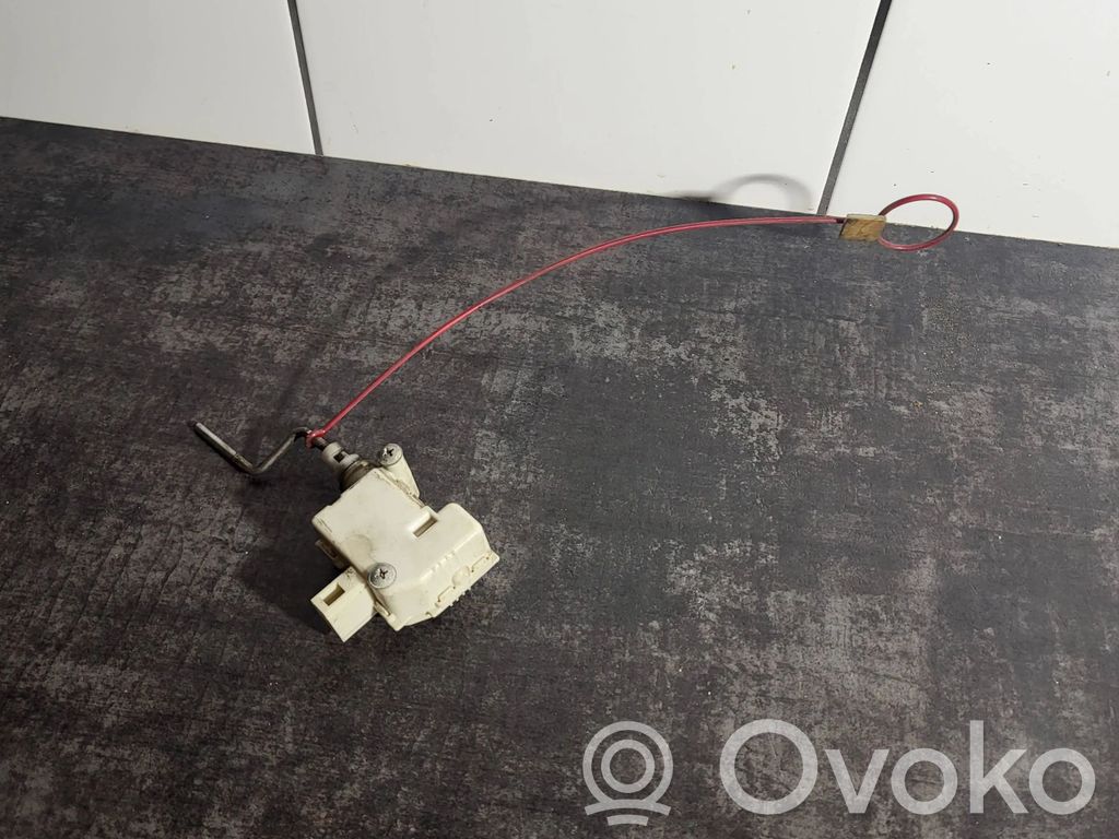Audi A6 S6 C5 4B Central locking motor 