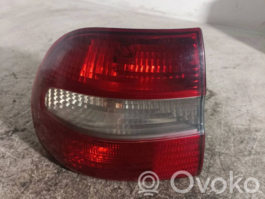 Lampa tylna   285901,57865