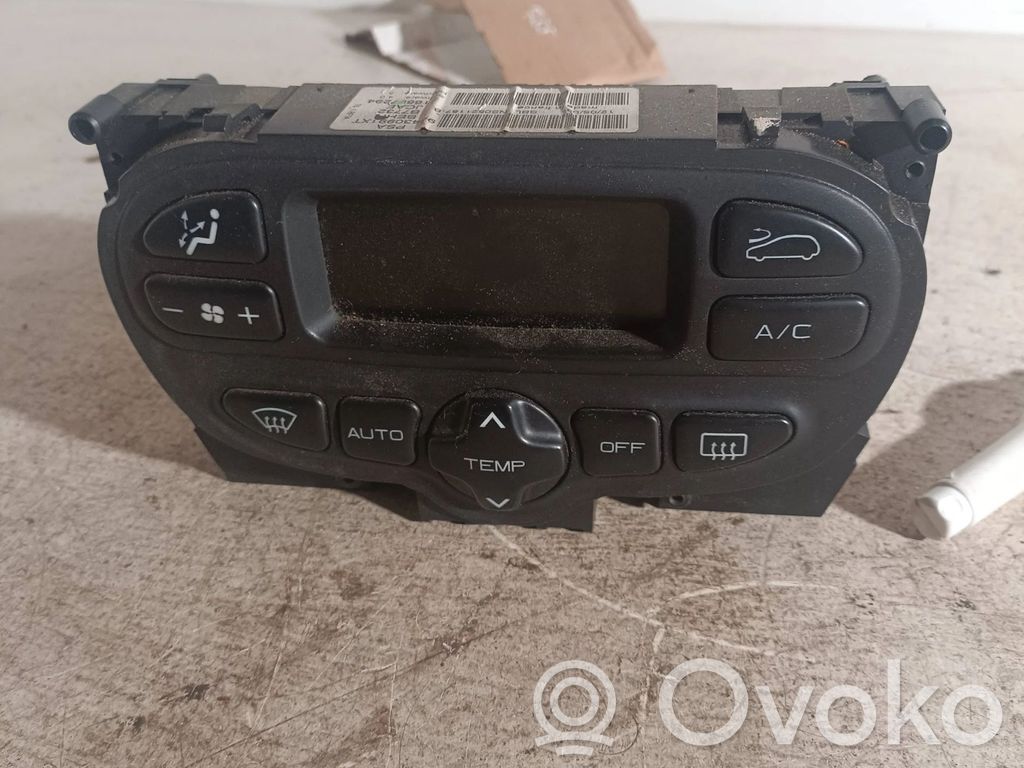 Peugeot 307 Climate control unit 