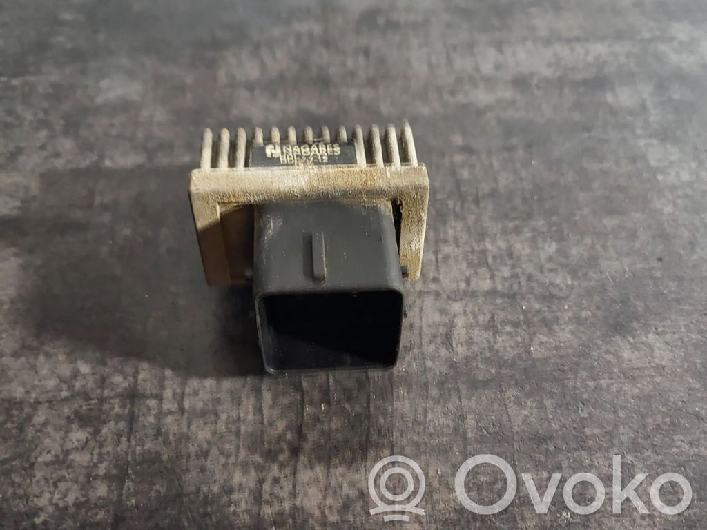 Peugeot Partner Glow plug pre-heat relay 