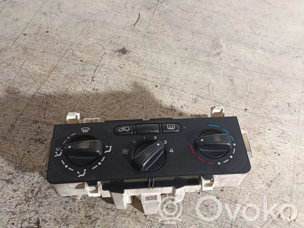 Citroen C3 Climate control unit 