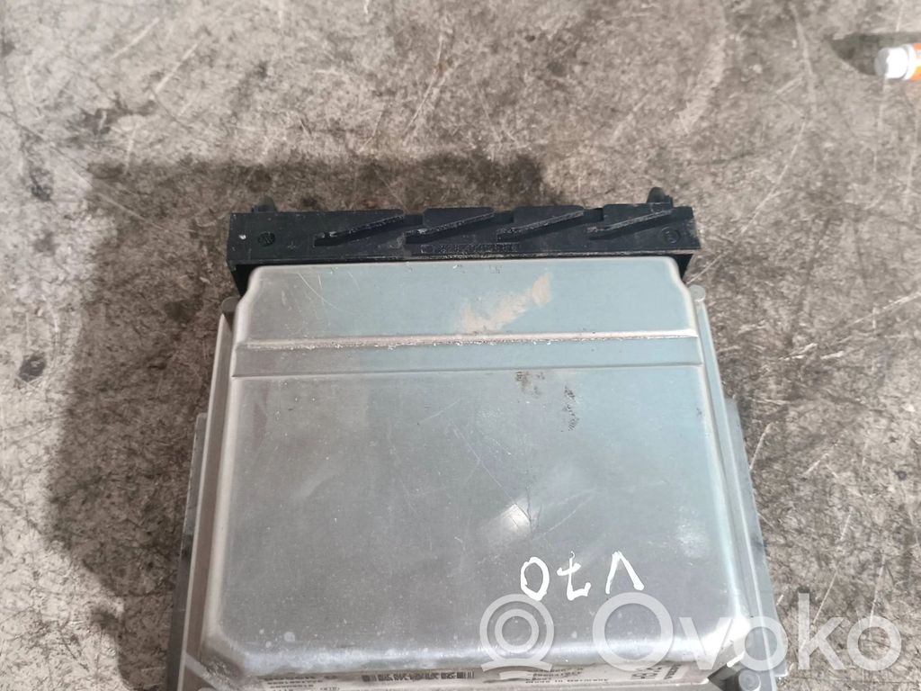 Volvo V70 Engine control unit/module 