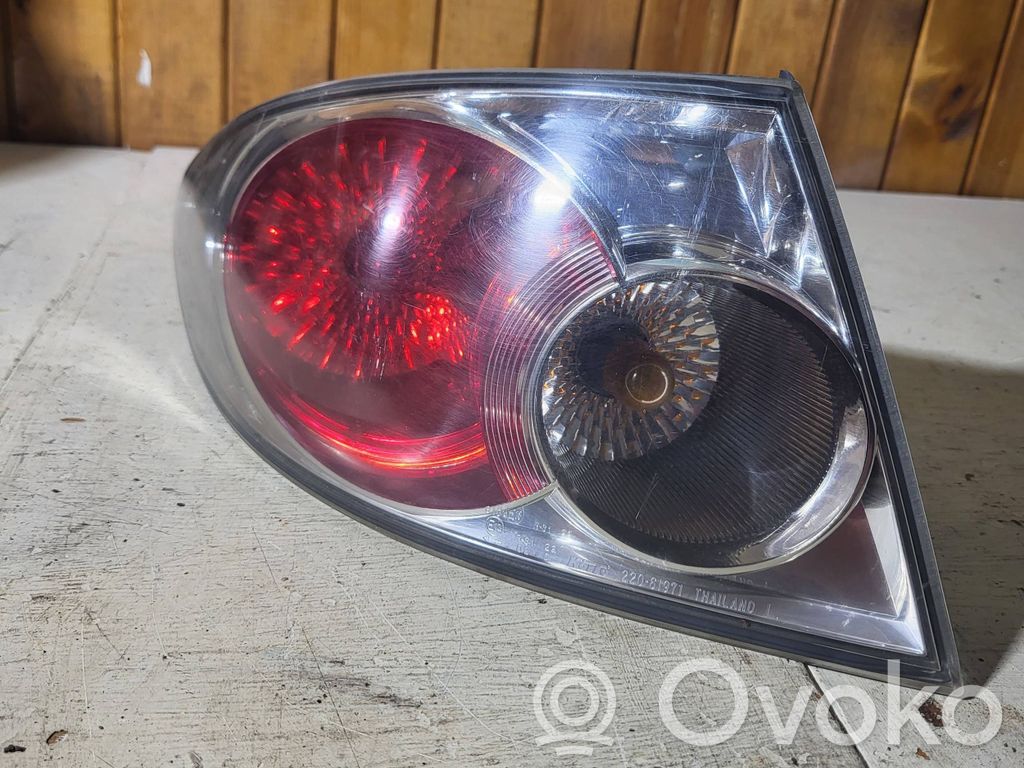 Mazda 6 Aizmugurējais lukturis virsbūvē 
