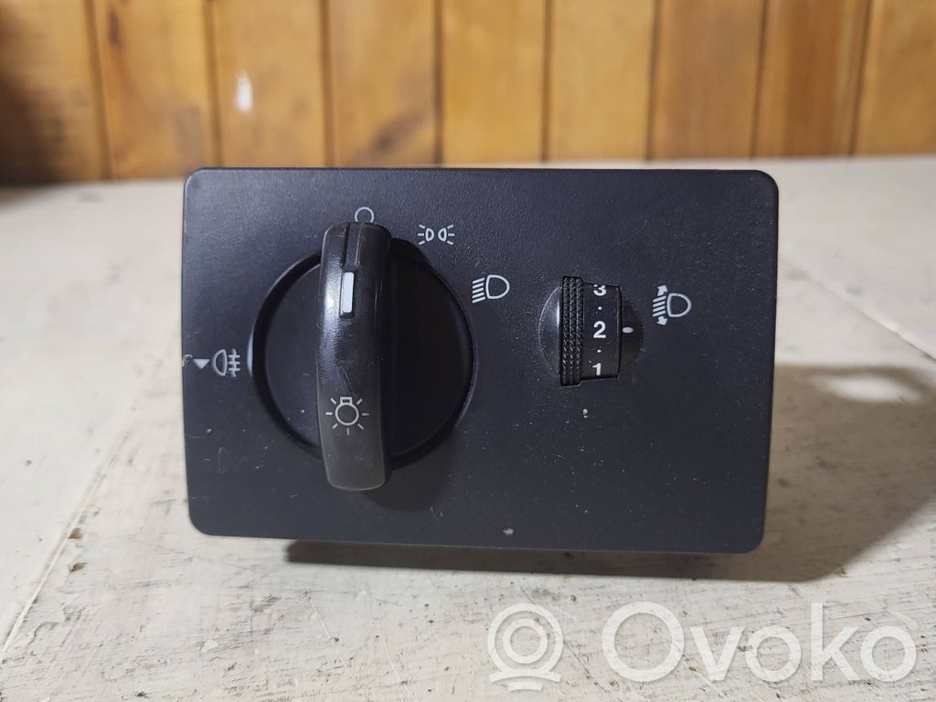 Ford Fiesta Light switch 