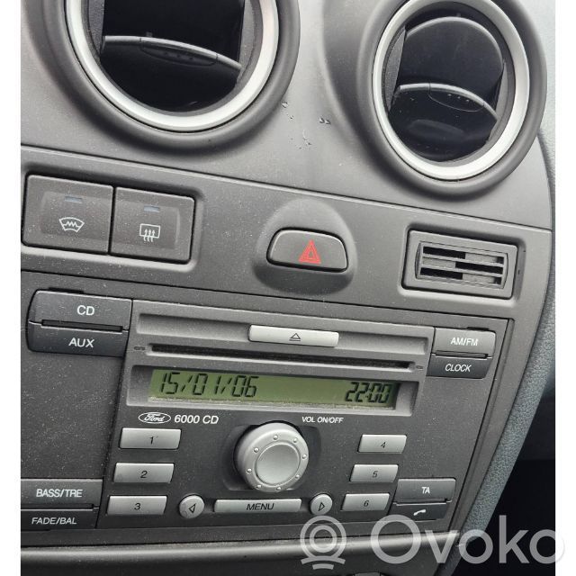 Ford Fiesta Radio / CD-Player / DVD-Player / Navigation 