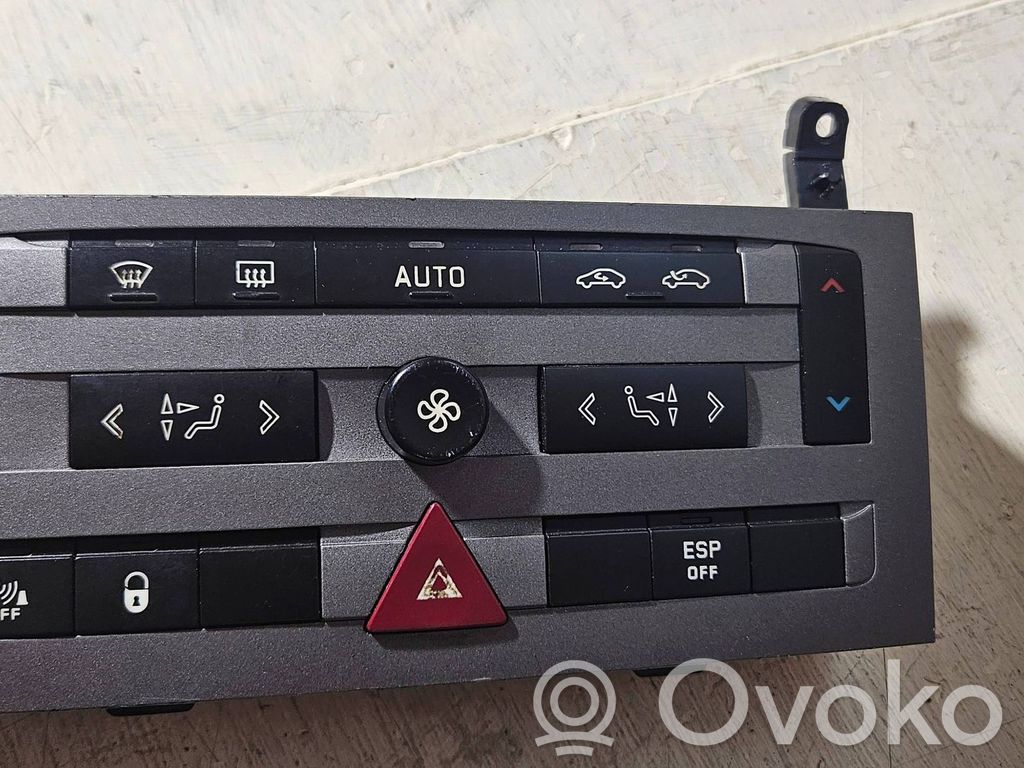 Peugeot 407 Climate control unit 