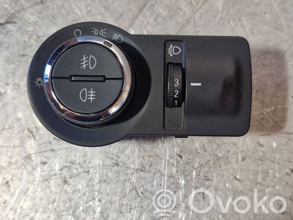Chevrolet Aveo Light switch 