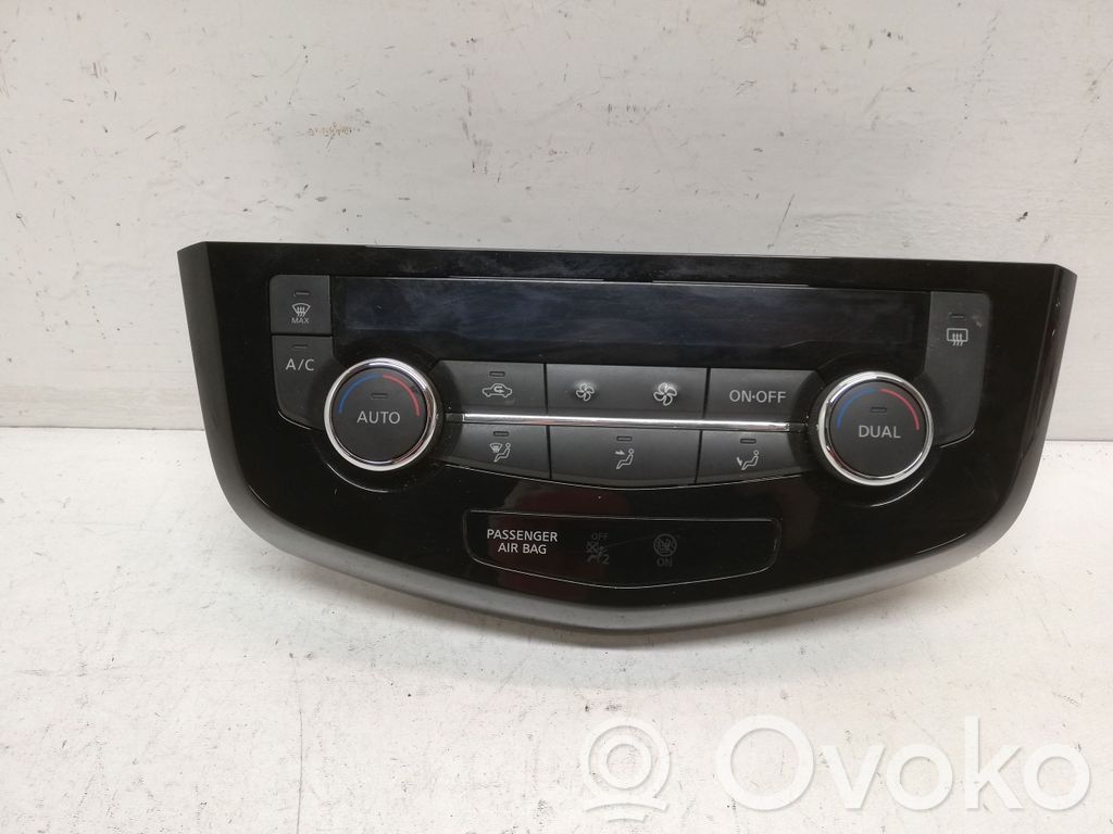 Nissan X-Trail T32 Climate control unit 