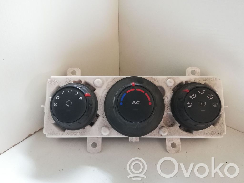 Renault Master III Climate control unit 