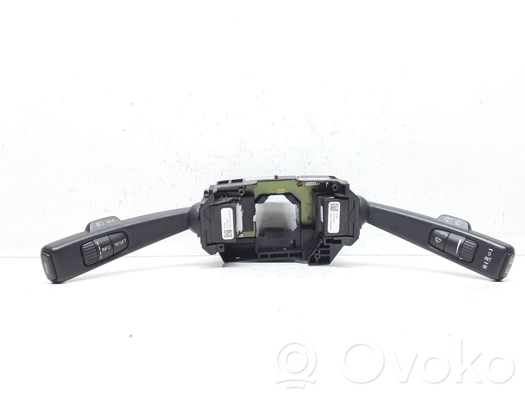 Volvo XC60 Wiper turn signal indicator stalk/switch 