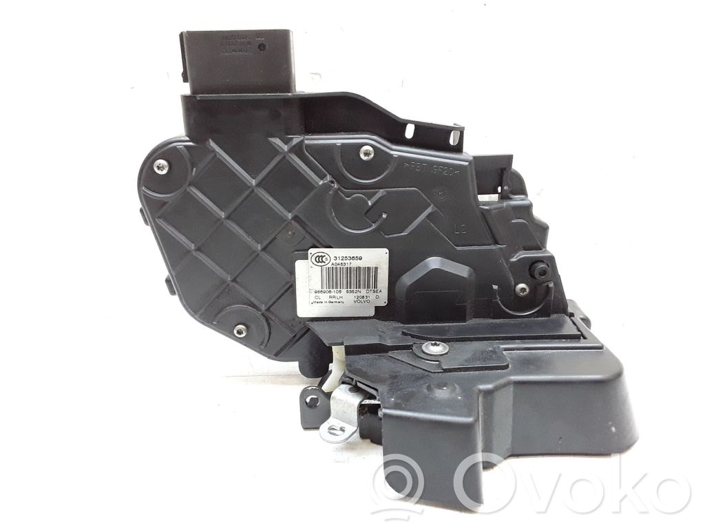 Volvo V70 Rear door lock 