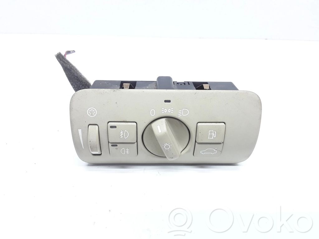 Volvo XC70 Light switch 