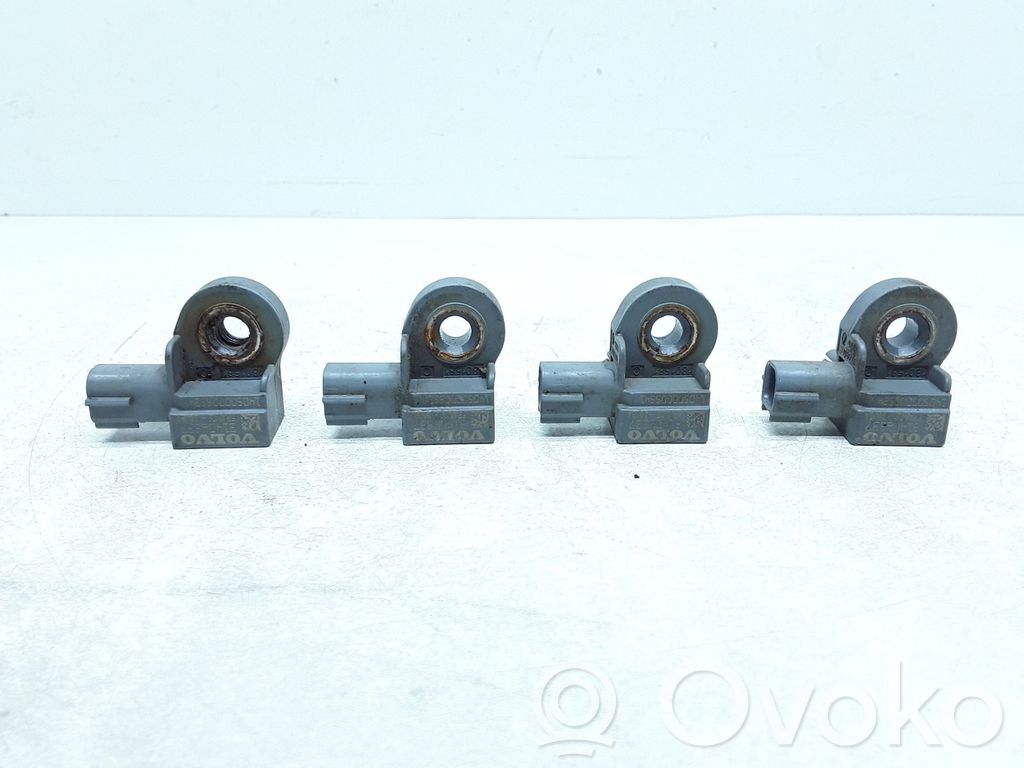 Volvo V40 Cross country Airbag deployment crash/impact sensor 