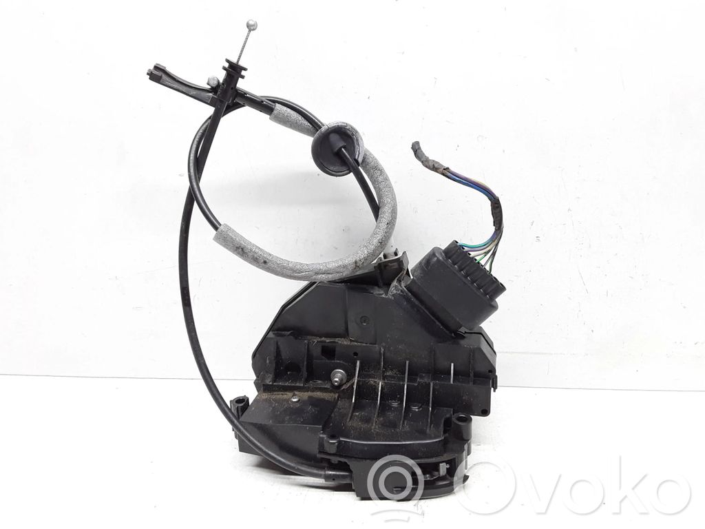 Volvo S60 Front door lock 