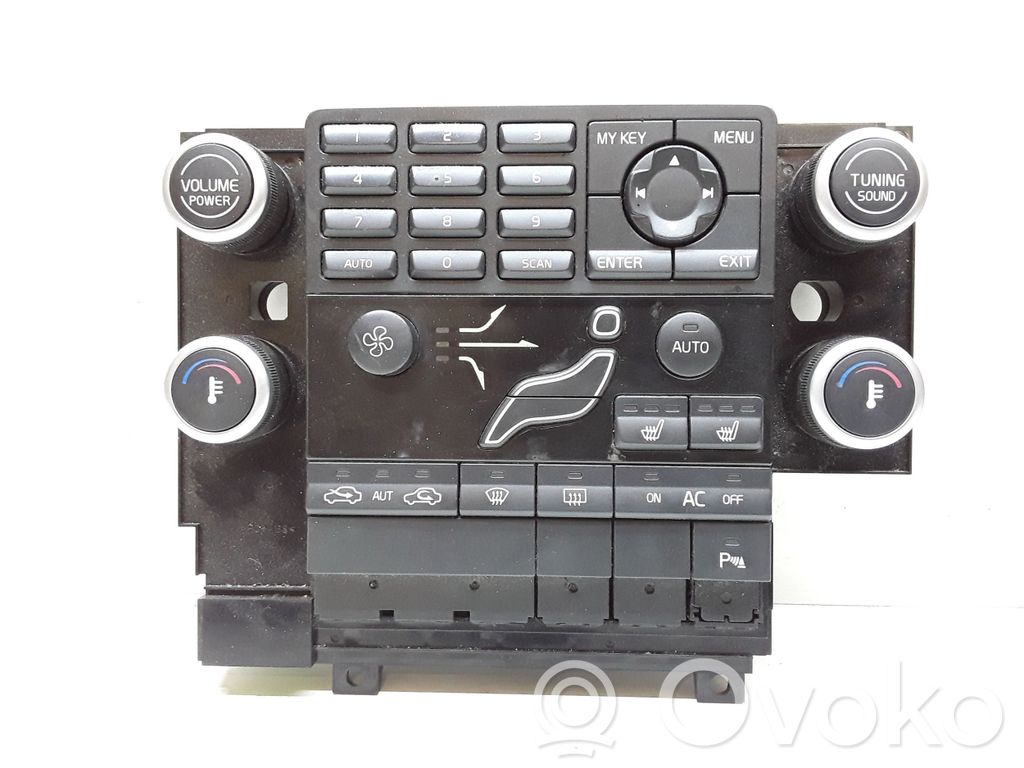 Volvo V70 Climate control unit 