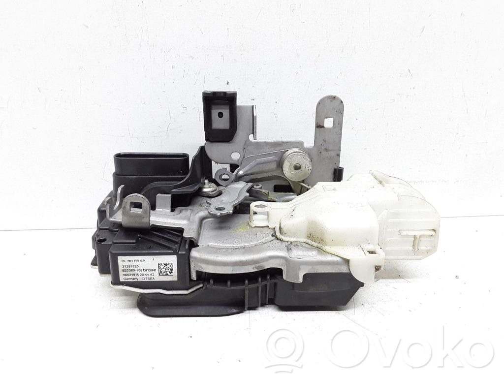 Volvo V40 Cross country Front door lock 