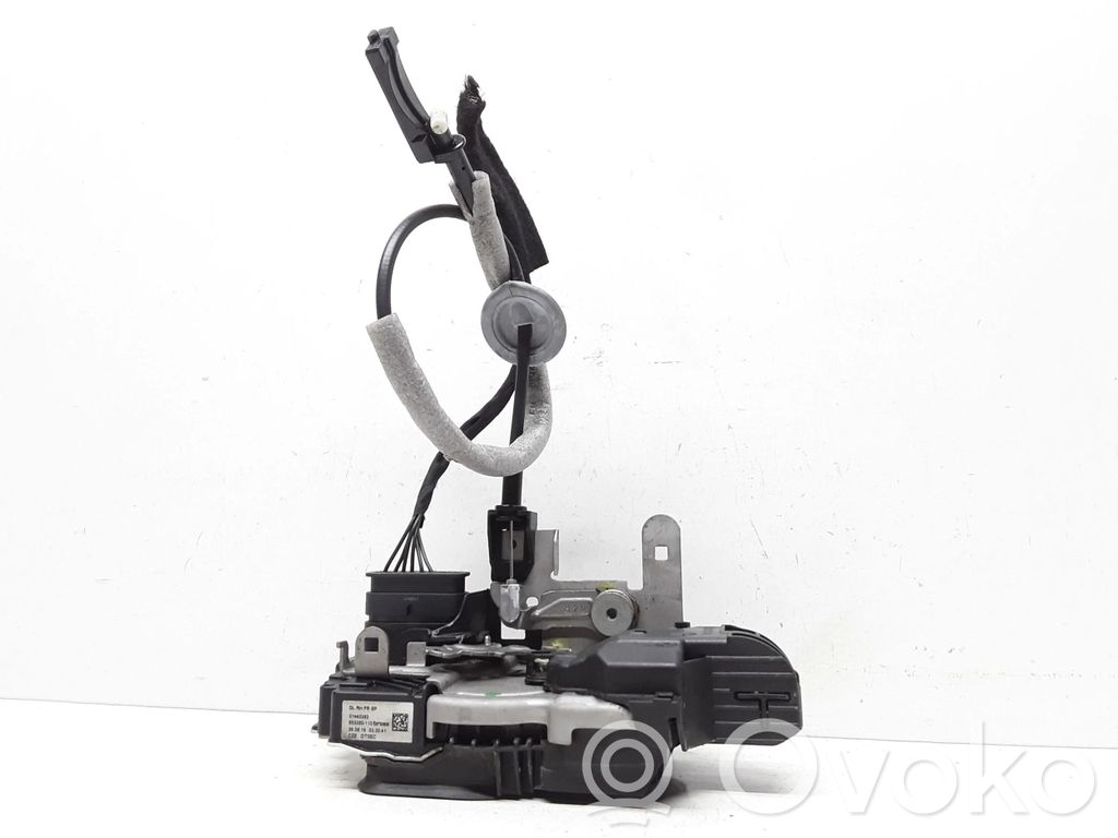 Volvo V40 Front door lock 
