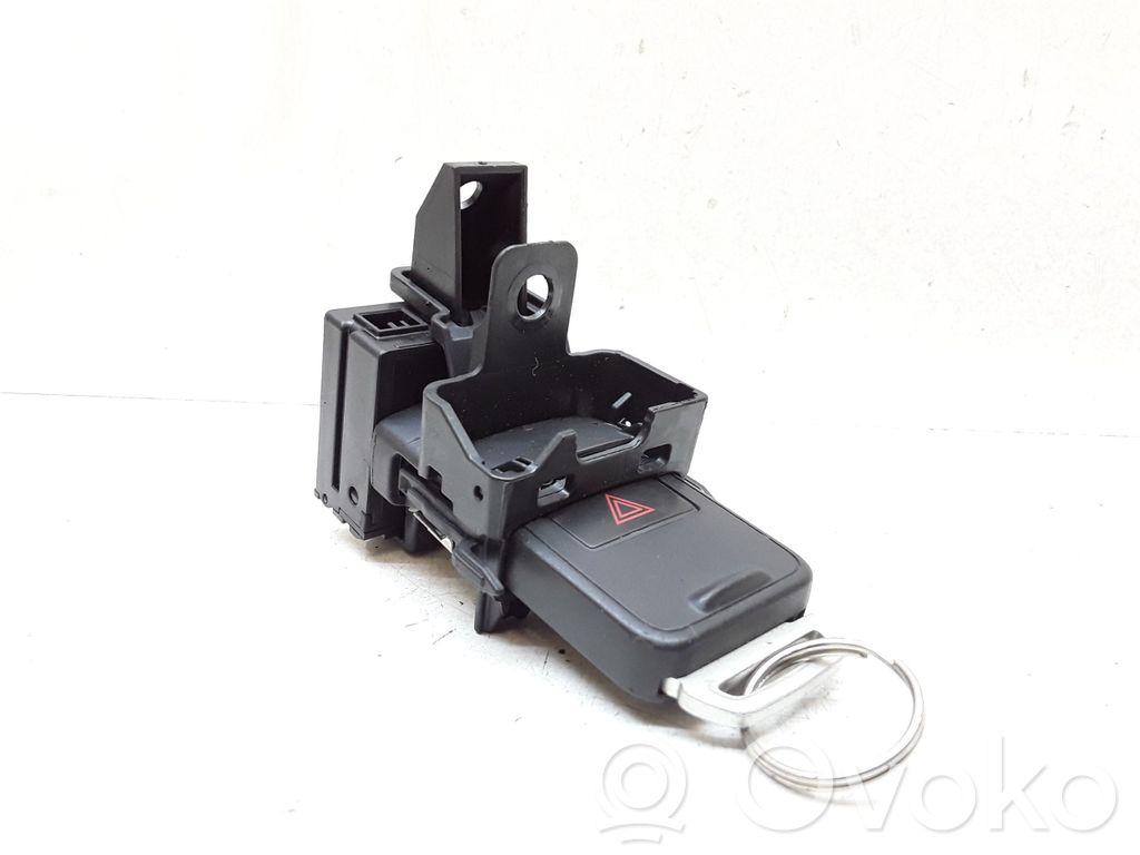 Volvo V40 Ignition lock 