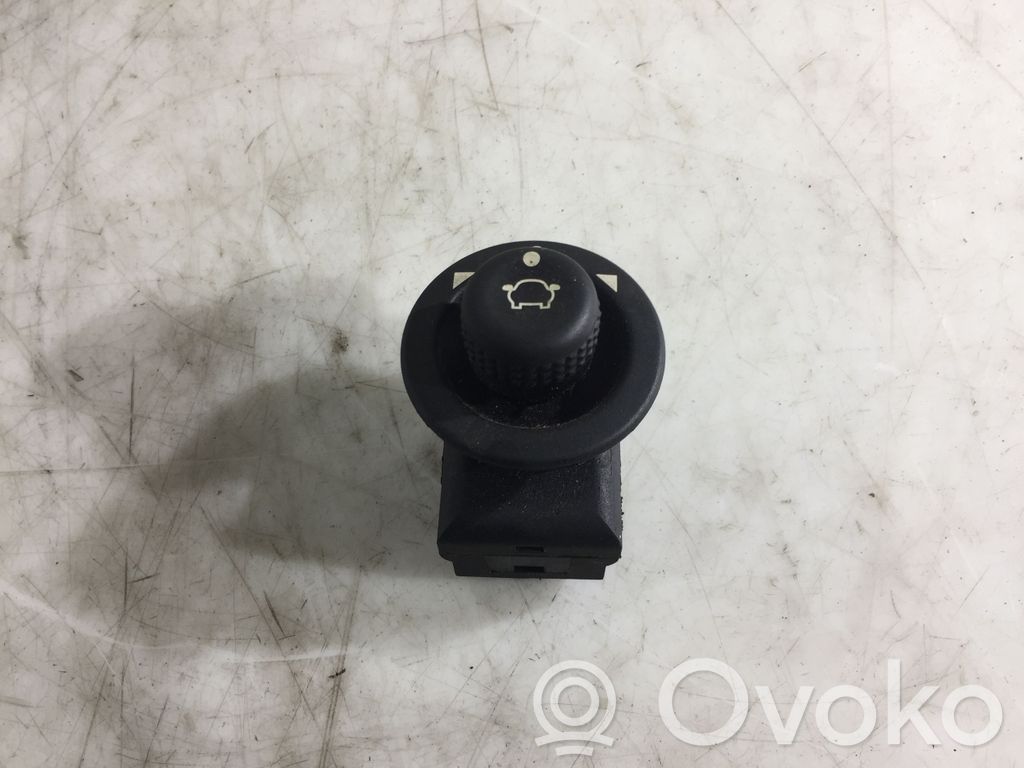 Ford Mondeo Mk III Wing mirror switch 