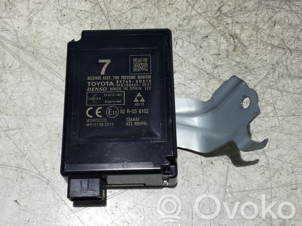 Toyota Yaris Tire pressure control unit 