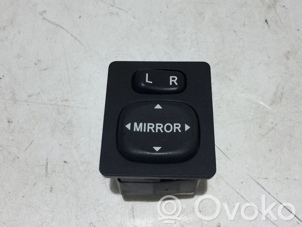 Toyota Yaris Wing mirror switch 