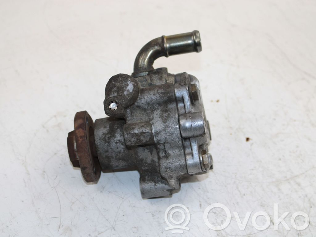 Volkswagen Sharan Power steering pump 