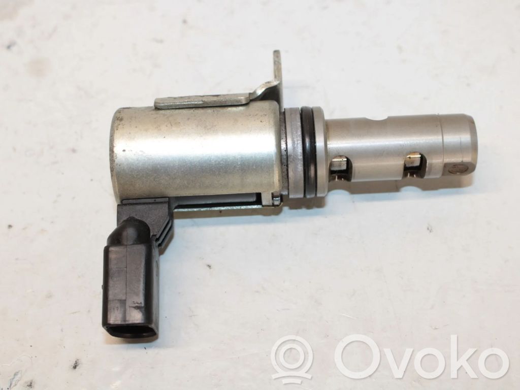 Volkswagen Golf V Camshaft vanos timing valve 