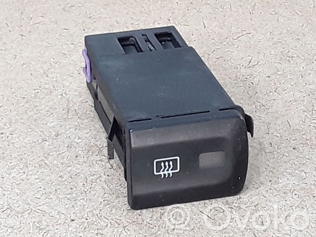 Audi A3 S3 8L Windscreen/window heater switch 