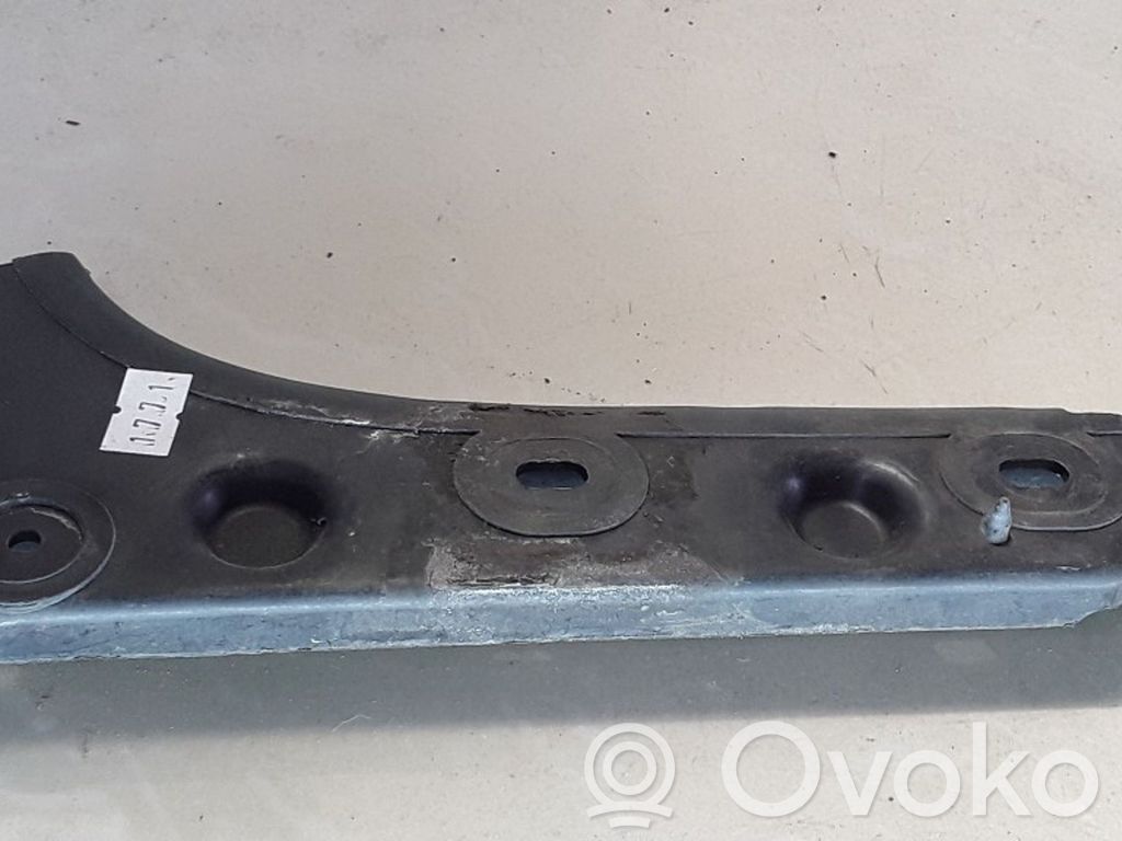 Audi A6 S6 C5 4B Front bumper mounting bracket 