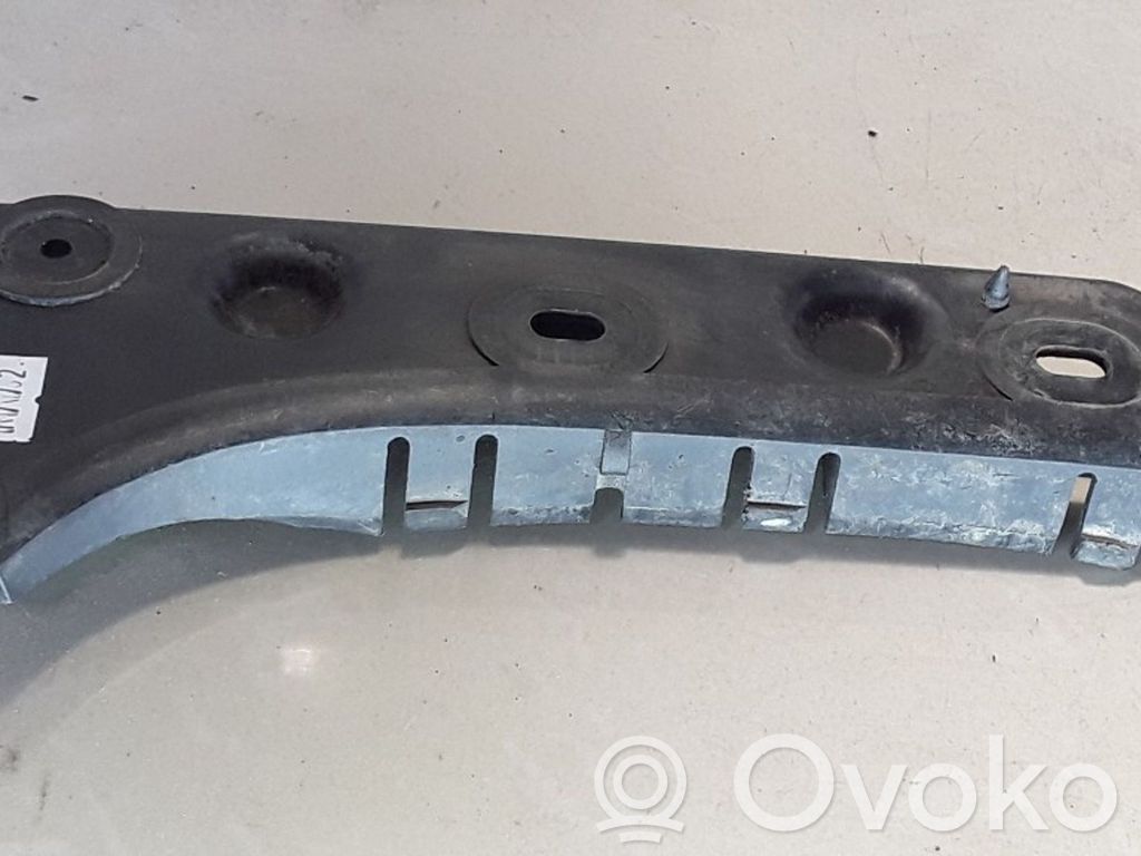 Audi A6 S6 C5 4B Front bumper mounting bracket 