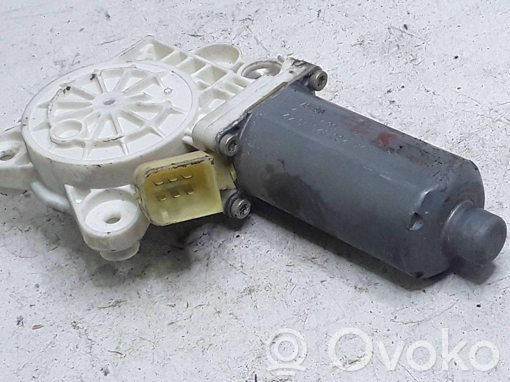 Mercedes-Benz CLK A209 C209 Front door window regulator motor 