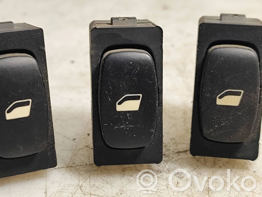 Peugeot 407 Electric window control switch 